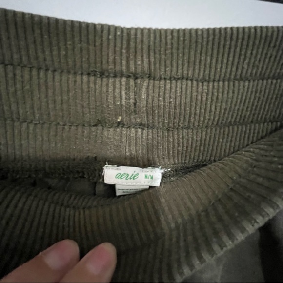 Aerie Soft Cargo Army Green Pant medium - Picture 3 of 6